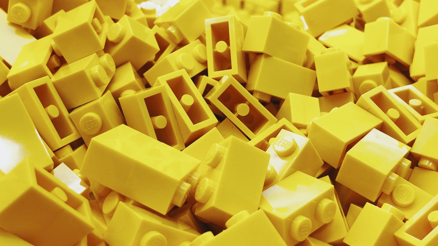 yellow lego blocks